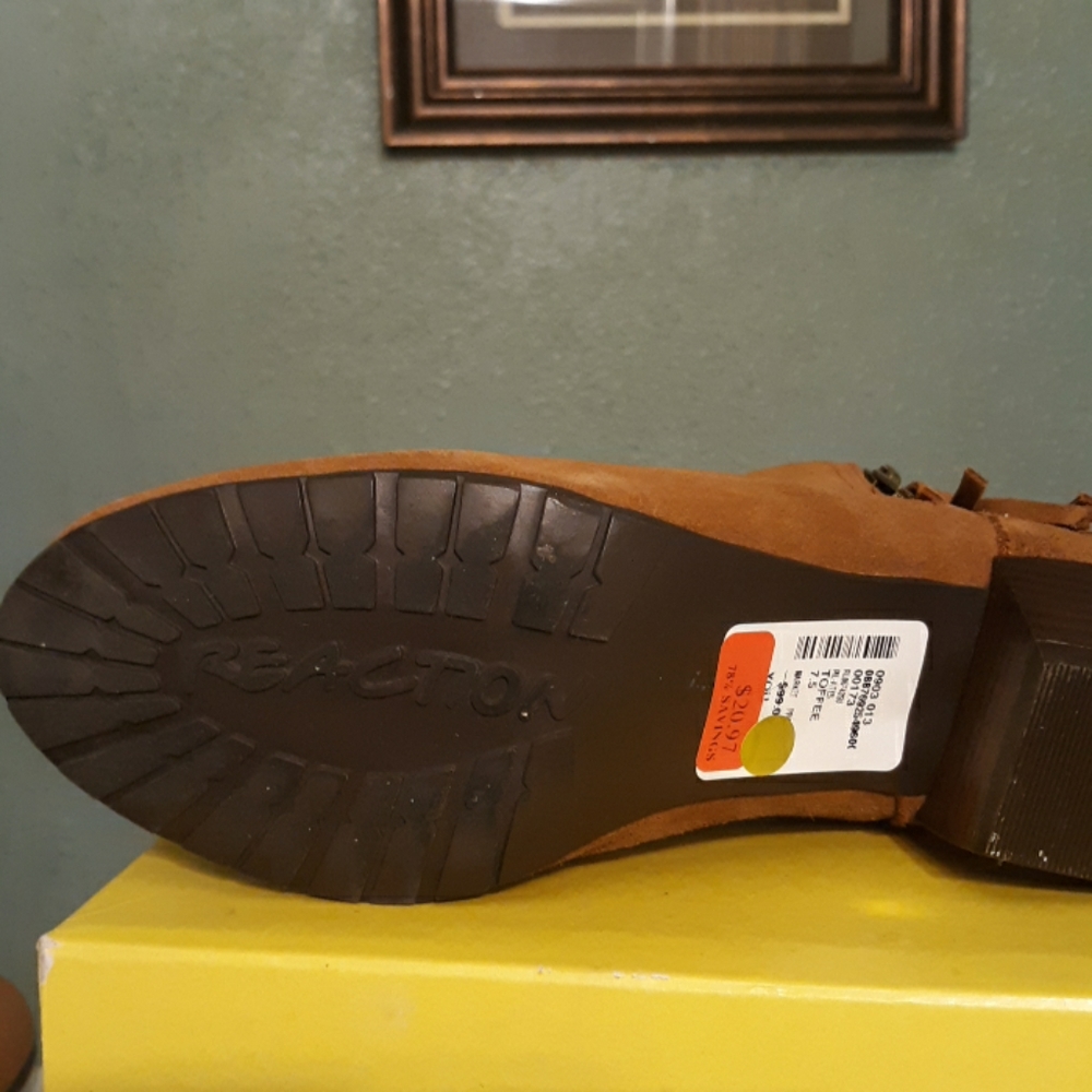 Kenneth Cole Reaction (booties - Picture 5 of 7